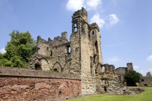 Ashby-de-la-Zouch castle 6 sm.jpg